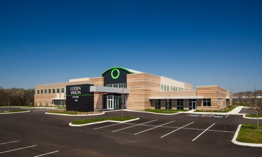 Streetview of the Loden Vision Center Building and empty parking lot
