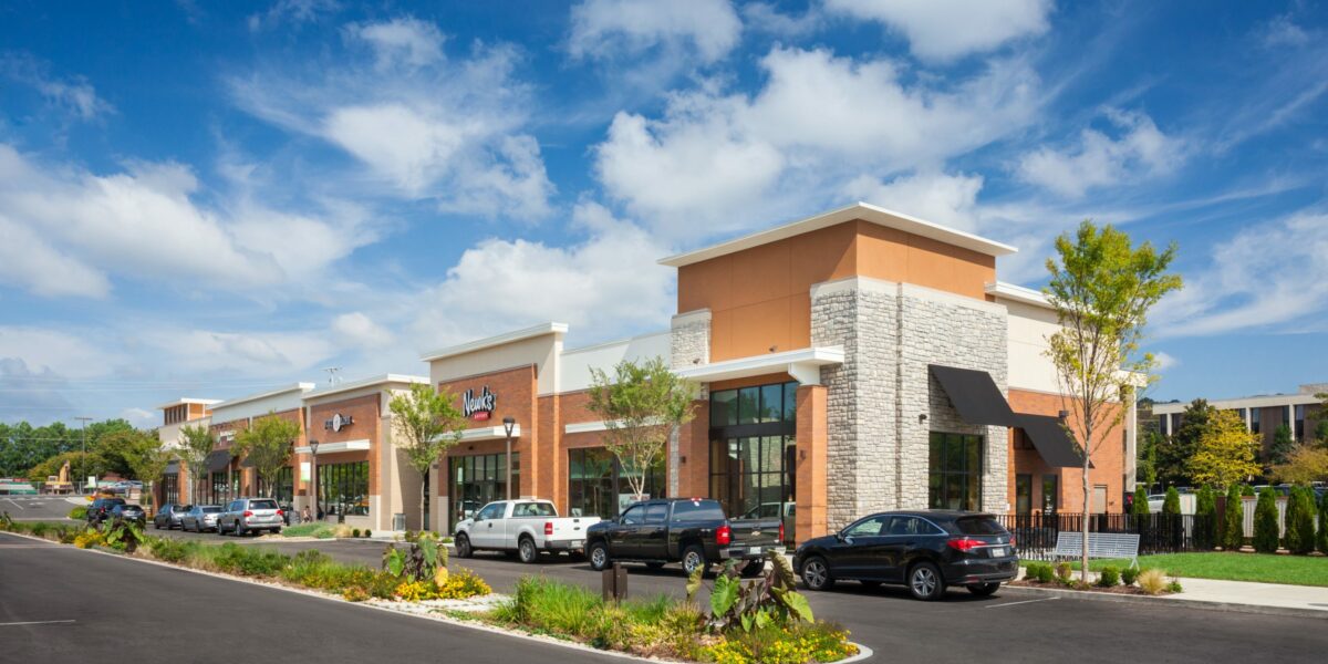 Street view of Brentwood City Park shopping complex.