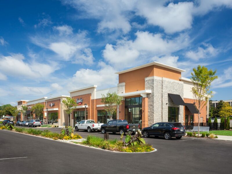 Street view of Brentwood City Park shopping complex.